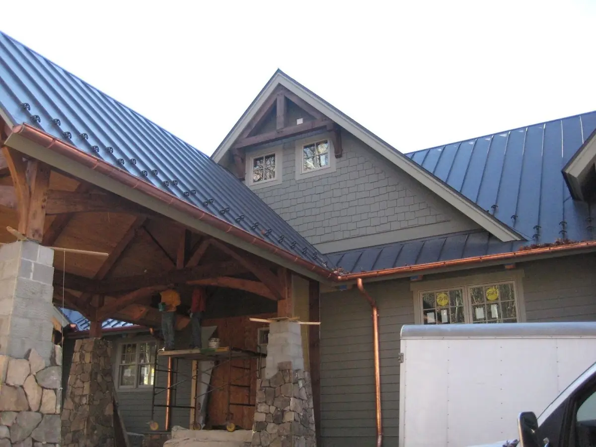 Craftsman Roofing team delivering quality roofing work in Woodwind